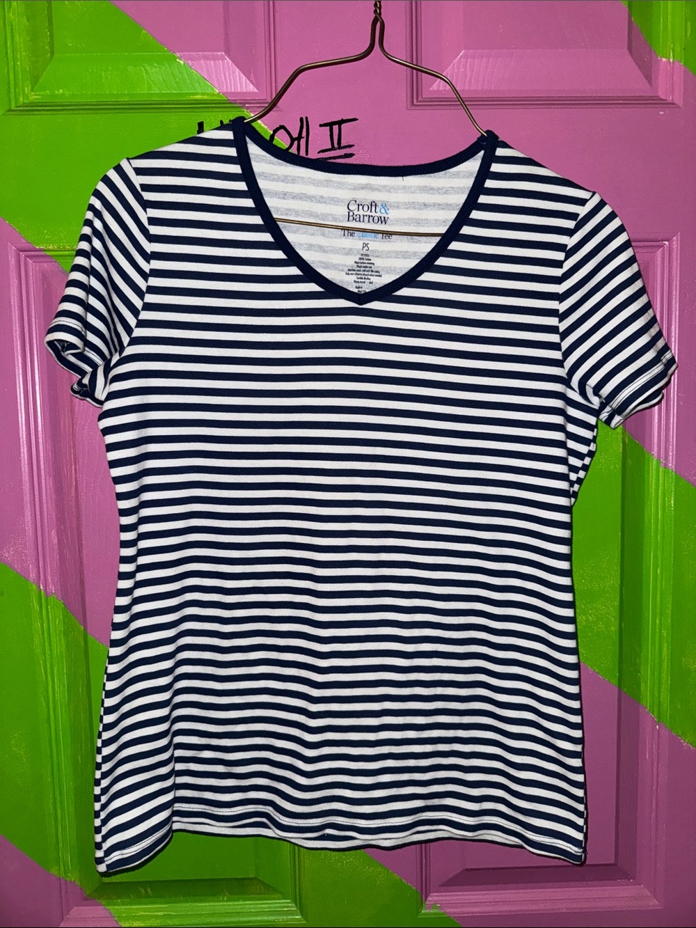 croft & barrow Navy and White Striped V-Neck Tee Shirt